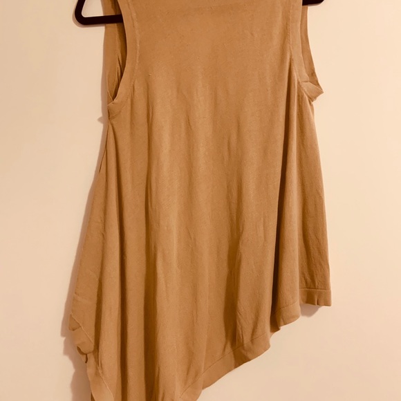 2for 25 BCBG asymmetrical shirt! - Picture 3 of 4